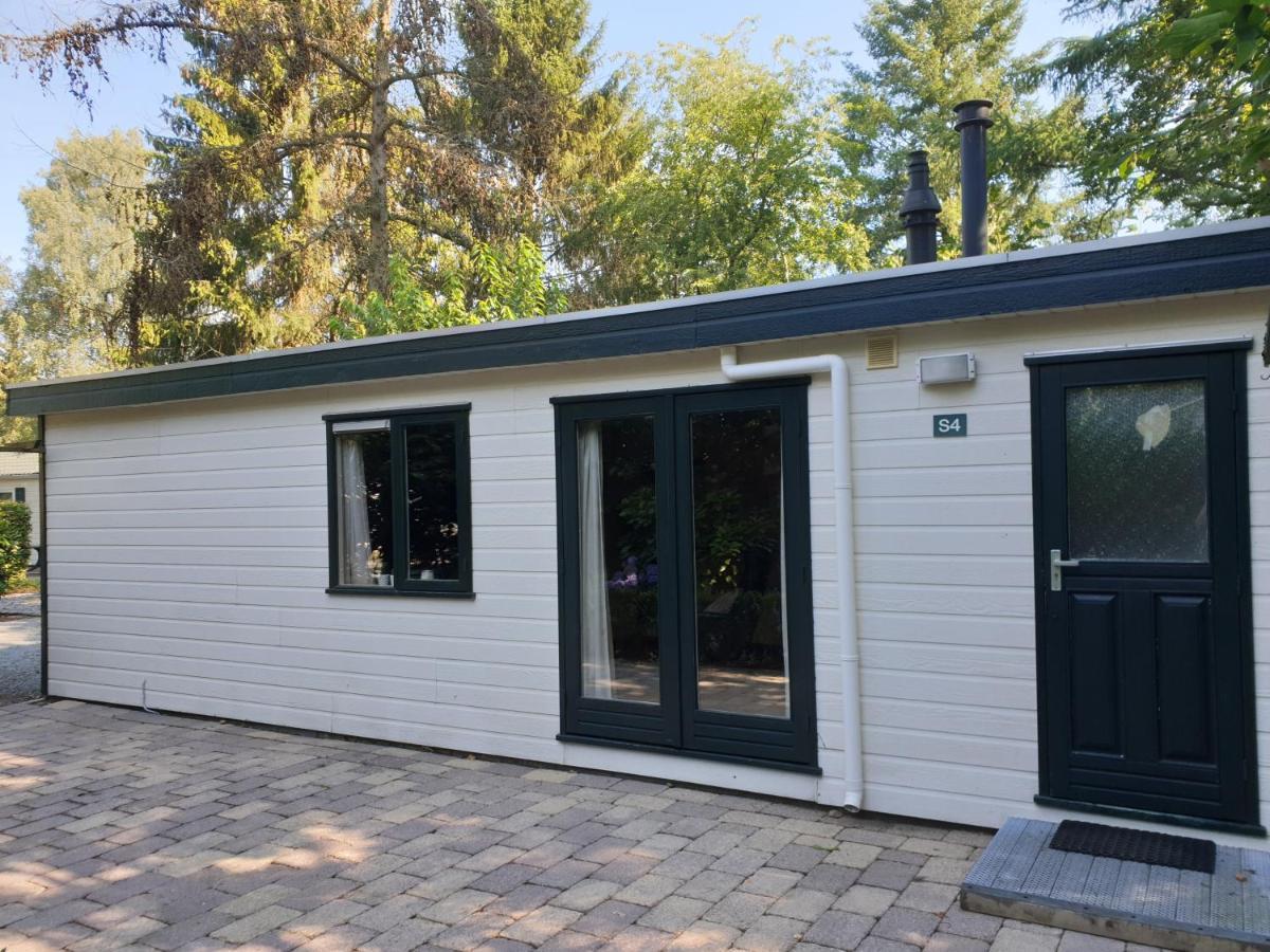 Sfeervolle Chalet Met Terras, H14 De Veldkamp, Epe, Voor 4 Personen Villa Eksteriør bilde